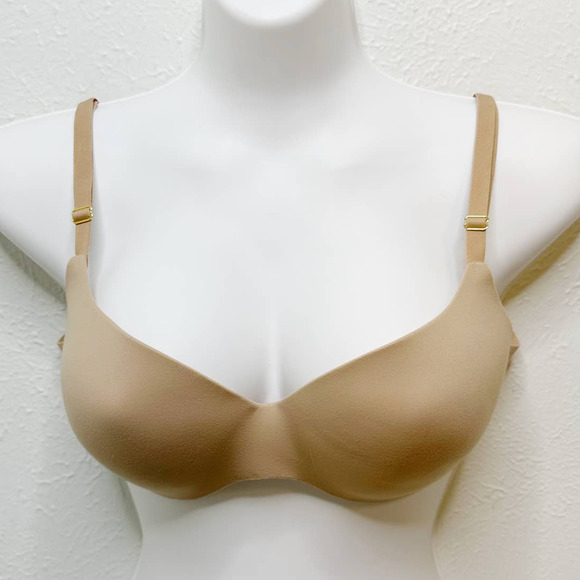 Victoria's Secret Other - Victorias Secret 34D Incredible Lined Demi Underwire Bra Seamless Multiway Nude
